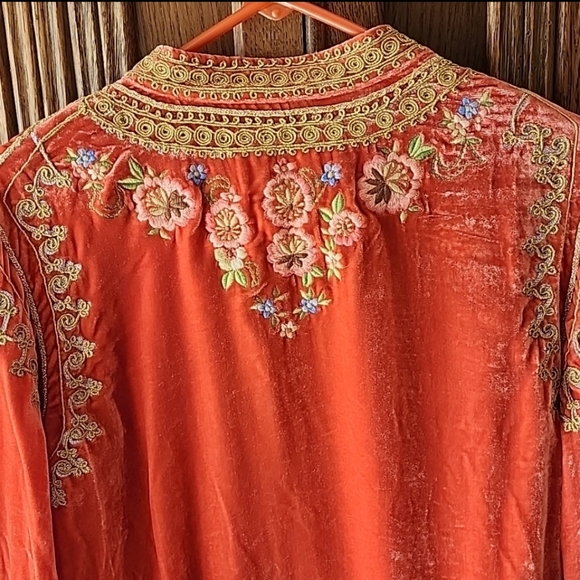 Chasing Unicorns Dark Horse Velvet Jacket - Picture 10 of 12